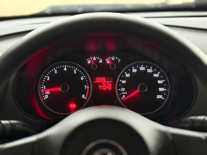 VOLKSWAGEN - GOL - 2015/2016 - Vermelha - R$ 43.900,00