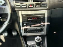 VOLKSWAGEN - GOLF - 2013/2014 - Branca - R$ 67.900,00