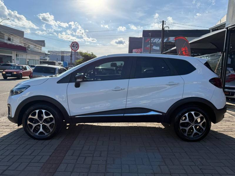 RENAULT - CAPTUR - 2019/2019 - Branca - R$ 76.900,00
