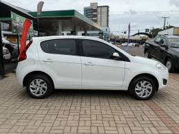 FIAT - PALIO - 2013/2014 - Branca - R$ 39.900,00