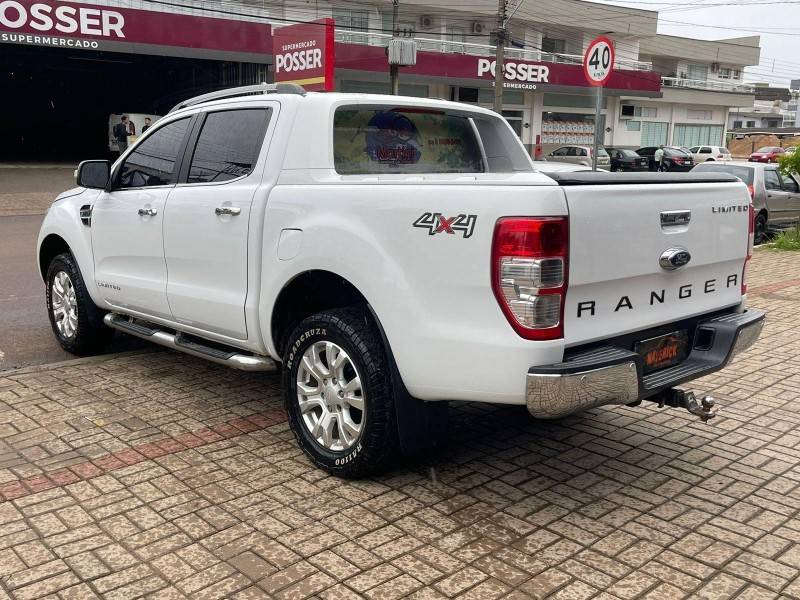 FORD - RANGER - 2016/2017 - Branca - R$ 149.900,00
