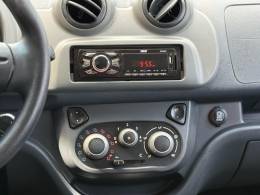 FIAT - UNO - 2013/2014 - Prata - R$ 30.900,00