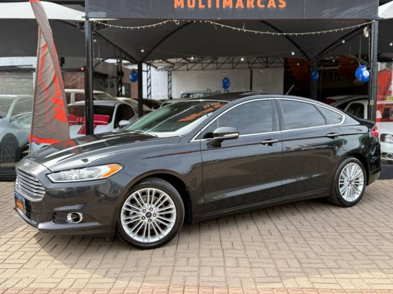 FORD - FUSION - 2014/2014 - Preta - R$ 75.900,00