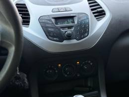 FORD - KA - 2016/2017 - Branca - R$ 39.900,00