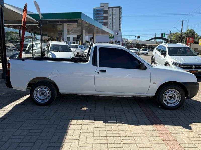 FORD - COURIER - 2007/2007 - Branca - R$ 27.900,00
