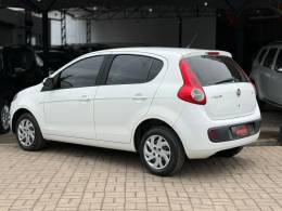 FIAT - PALIO - 2013/2014 - Branca - R$ 39.900,00