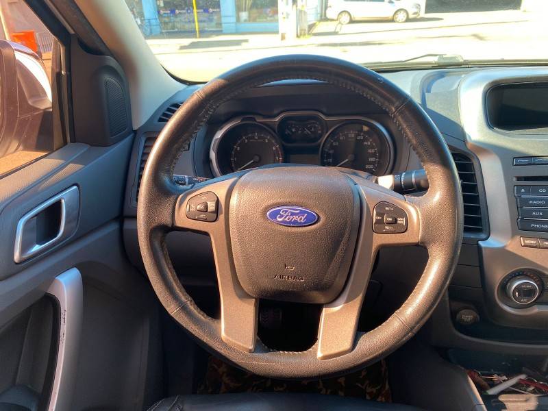 FORD - RANGER - 2014/2015 - Branca - R$ 102.900,00
