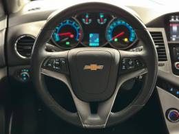 CHEVROLET - CRUZE - 2015/2015 - Branca - R$ 70.900,00