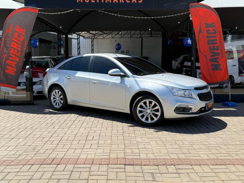CHEVROLET - CRUZE - 2016/2016 - Prata - R$ 74.900,00