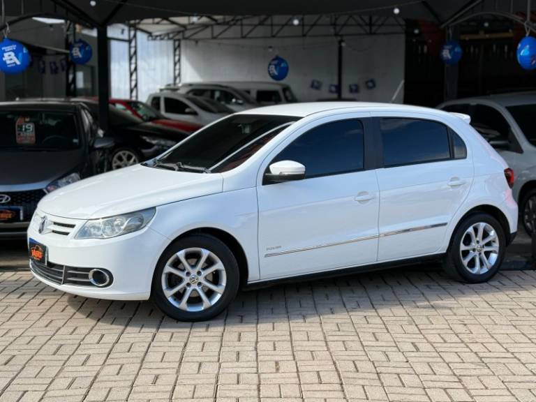 VOLKSWAGEN - GOL - 2012/2013 - Branca - R$ 41.900,00