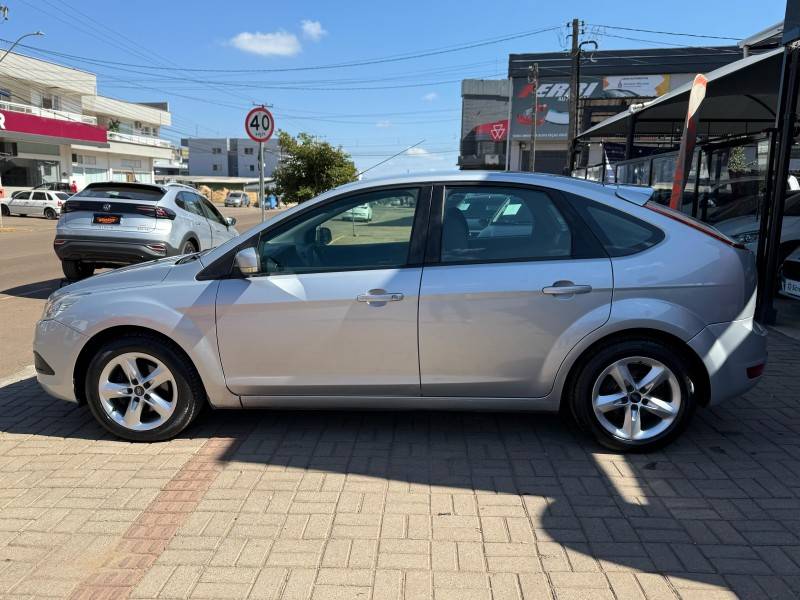 FORD - FOCUS - 2009/2009 - Prata - R$ 34.900,00