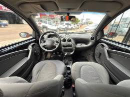 FORD - KA - 2003/2004 - Preta - R$ 15.900,00