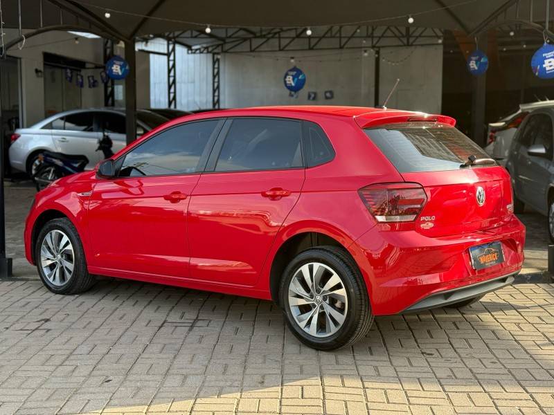 VOLKSWAGEN - POLO - 2019/2020 - Vermelha - R$ 79.900,00