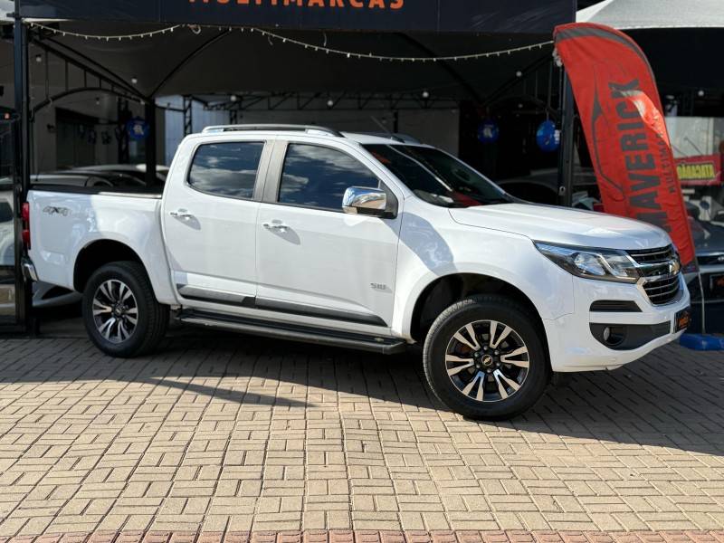 CHEVROLET - S10 - 2018/2018 - Branca - R$ 139.900,00