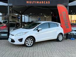 FORD - FIESTA - 2012/2013 - Branca - R$ 42.900,00