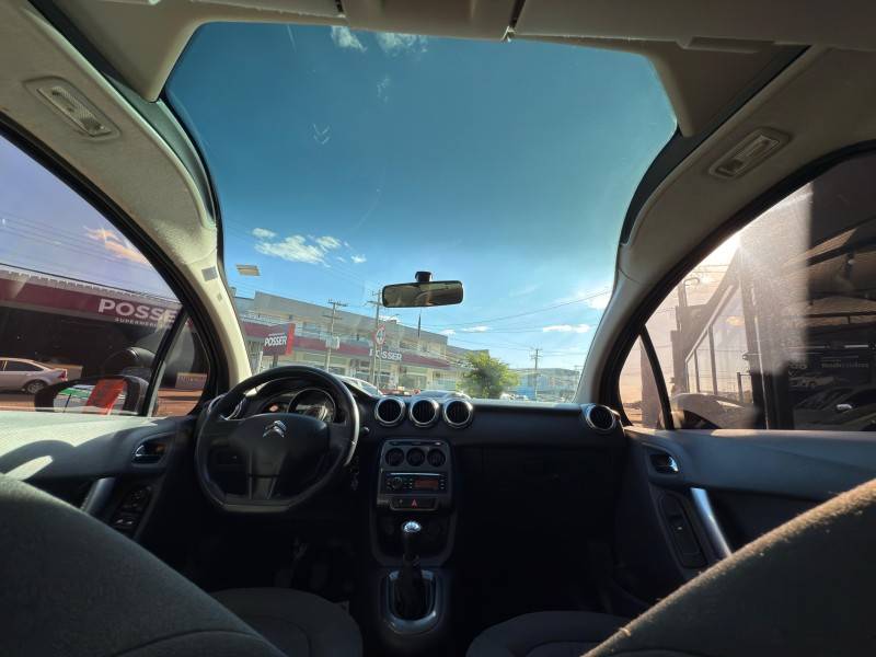 CITROËN - C3 - 2013/2013 - Prata - R$ 36.900,00