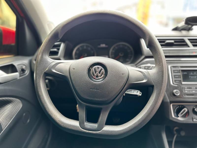 VOLKSWAGEN - SAVEIRO - 2017/2018 - Vermelha - R$ 66.900,00
