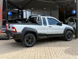 FIAT - STRADA - 2011/2012 - Prata - R$ 54.900,00
