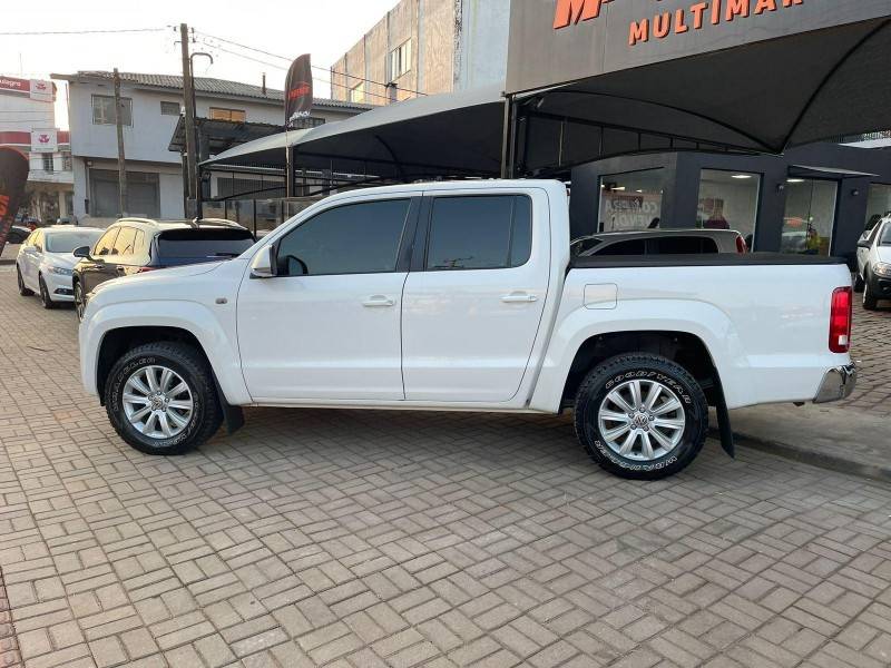 VOLKSWAGEN - AMAROK - 2011/2012 - Branca - R$ 94.900,00