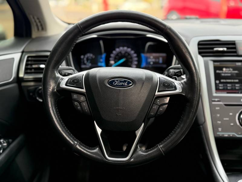 FORD - FUSION - 2014/2014 - Preta - R$ 75.900,00