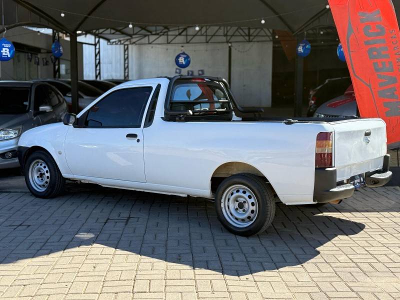 FORD - COURIER - 2007/2007 - Branca - R$ 27.900,00