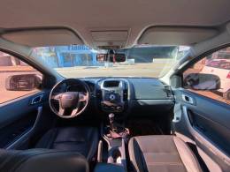 FORD - RANGER - 2014/2015 - Branca - R$ 102.900,00