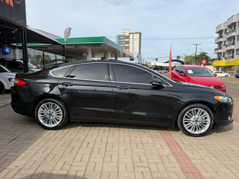 FORD - FUSION - 2014/2014 - Preta - R$ 75.900,00
