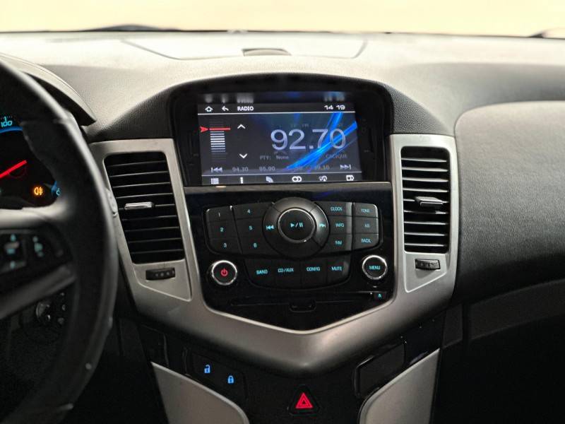 CHEVROLET - CRUZE - 2015/2015 - Branca - R$ 70.900,00