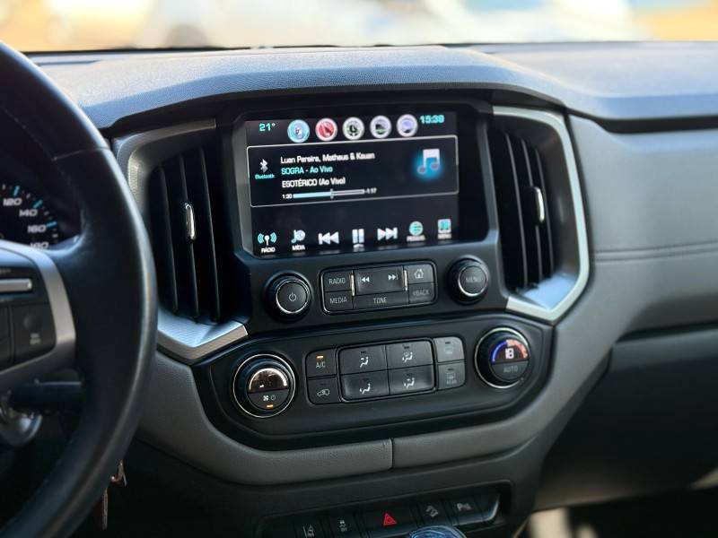 CHEVROLET - S10 - 2018/2018 - Branca - R$ 139.900,00