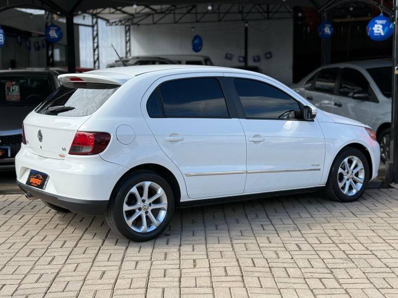 VOLKSWAGEN - GOL - 2012/2013 - Branca - R$ 41.900,00