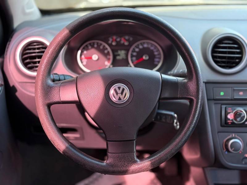 VOLKSWAGEN - GOL - 2011/2011 - Preta - R$ 39.900,00