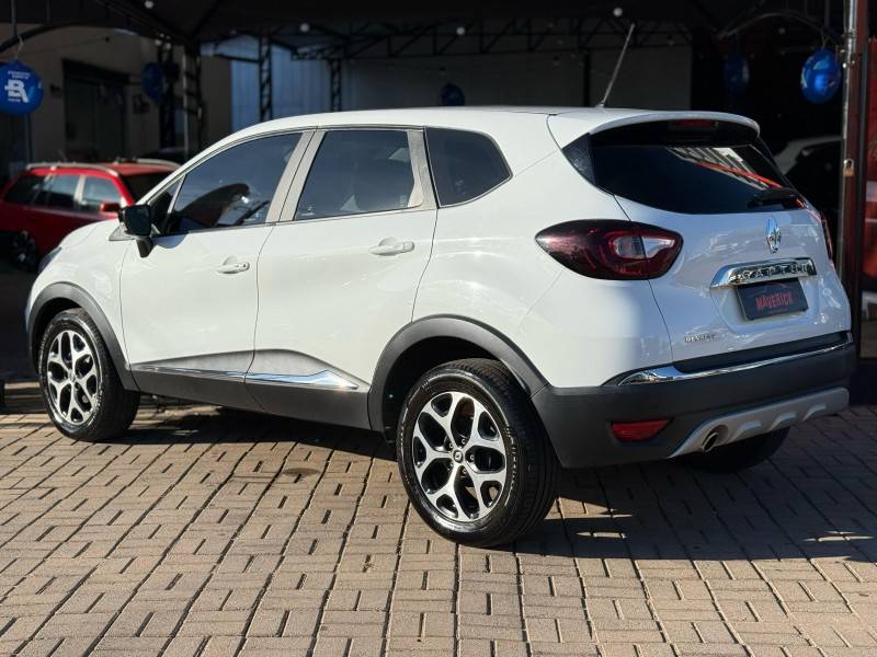 RENAULT - CAPTUR - 2019/2019 - Branca - R$ 76.900,00