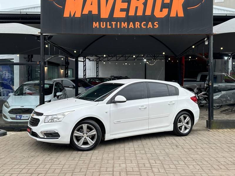 CHEVROLET - CRUZE - 2015/2015 - Branca - R$ 70.900,00