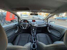 FORD - FIESTA - 2012/2013 - Branca - R$ 42.900,00