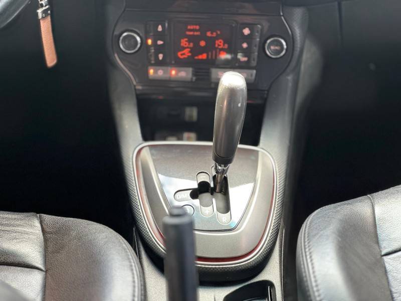FIAT - BRAVO - 2011/2011 - Branca - R$ 32.900,00