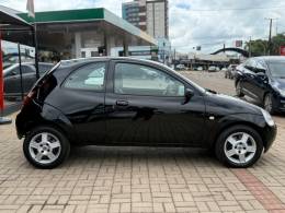 FORD - KA - 2003/2004 - Preta - R$ 15.900,00