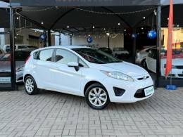 FORD - FIESTA - 2012/2013 - Branca - R$ 42.900,00