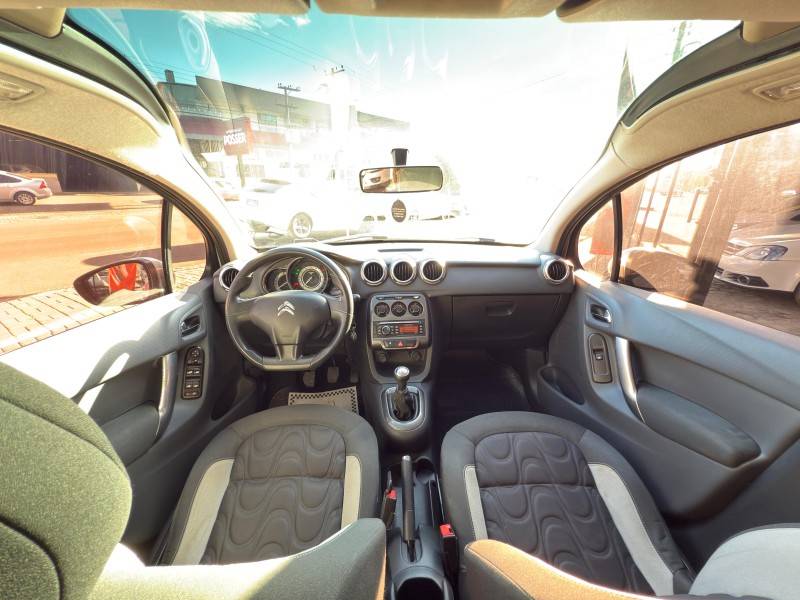CITROËN - C3 - 2013/2013 - Prata - R$ 36.900,00