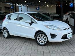 FORD - FIESTA - 2012/2013 - Branca - R$ 42.900,00