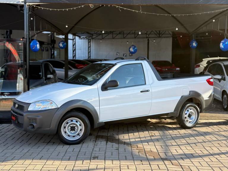 FIAT - STRADA - 2019/2020 - Branca - R$ 58.900,00