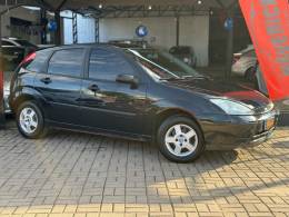 FORD - FOCUS - 2008/2008 - Preta - R$ 24.900,00