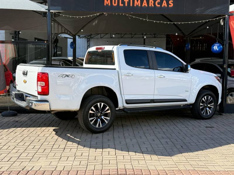 CHEVROLET - S10 - 2018/2018 - Branca - R$ 139.900,00