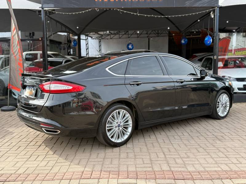 FORD - FUSION - 2014/2014 - Preta - R$ 75.900,00