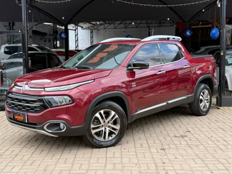 FIAT - TORO - 2016/2017 - Vermelha - R$ 99.900,00