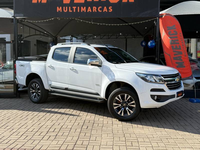 CHEVROLET - S10 - 2018/2018 - Branca - R$ 139.900,00