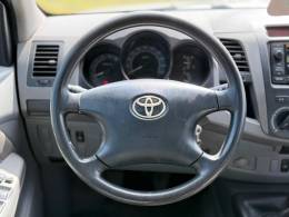 TOYOTA - HILUX - 2007/2007 - Prata - R$ 97.900,00