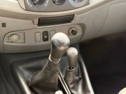 TOYOTA - HILUX - 2007/2007 - Prata - R$ 97.900,00